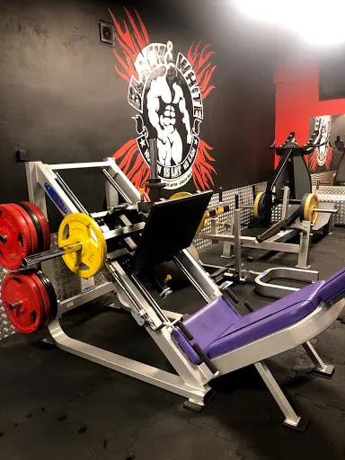 Uczniowski Klub Sportowy "BLACK & WHITE" ELITE OLDSCHOOL GYM